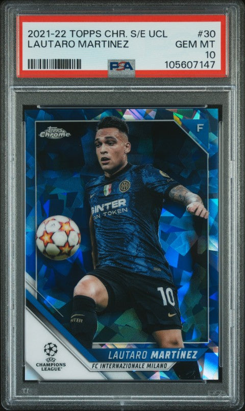 2021-2022 Topps Chrome Sapphire Edition Uefa Champions League #30 Lautaro Martinez PSA 10