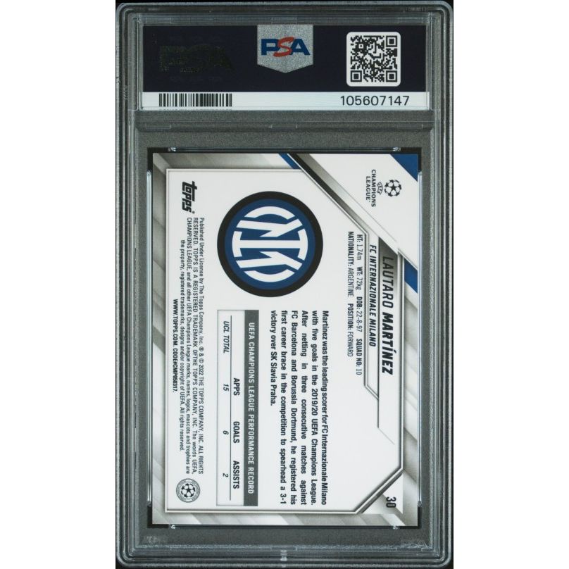 2021-2022 Topps Chrome Sapphire Edition Uefa Champions League #30 Lautaro Martinez PSA 10