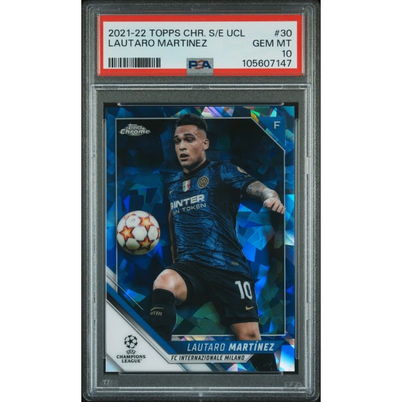 2021-2022 Topps Chrome Sapphire Edition Uefa Champions League #30 Lautaro Martinez PSA 10